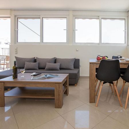 Rooftop Apartment With Great Veranda Athens Exterior photo